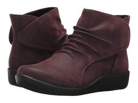 Inexpensive Boots: Clarks Sillian Sway