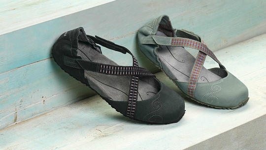 walking flats with support