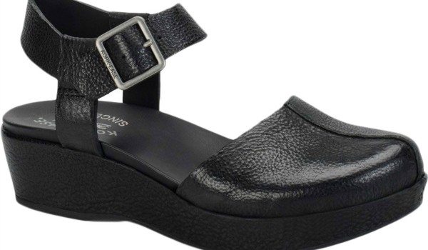 hallux rigidus sneakers