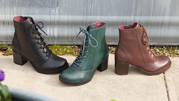 heels for wide toe box