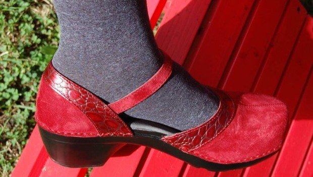 Comfortable Women's Shoes | Dansko Sally Suede Review