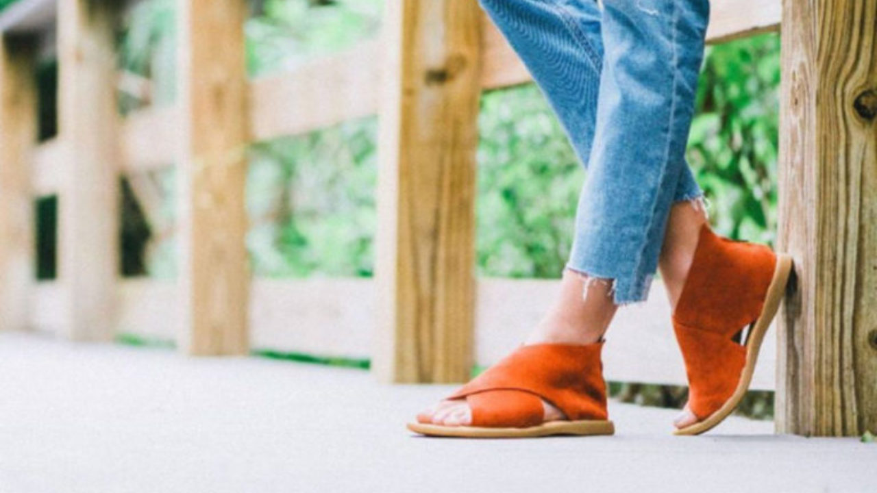 best sandals for feet with bunions