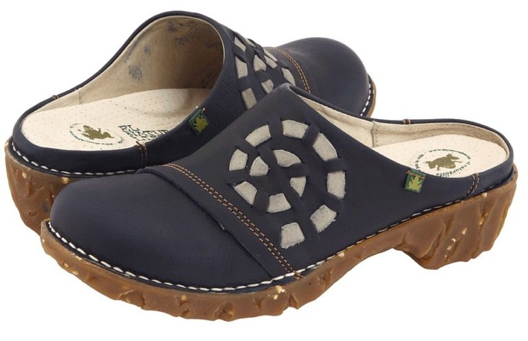 El naturalista clogs Clearance