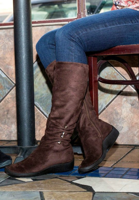 comfortable women's tall boots