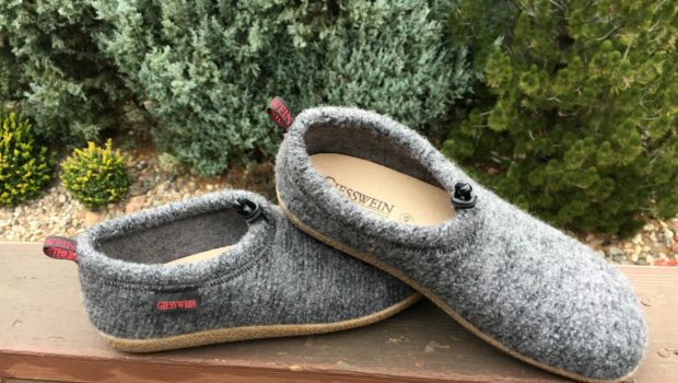 Download 7 Most Comfortable Slippers: Best Slippers for Women