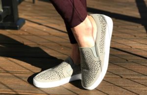 vionic roxan slip on