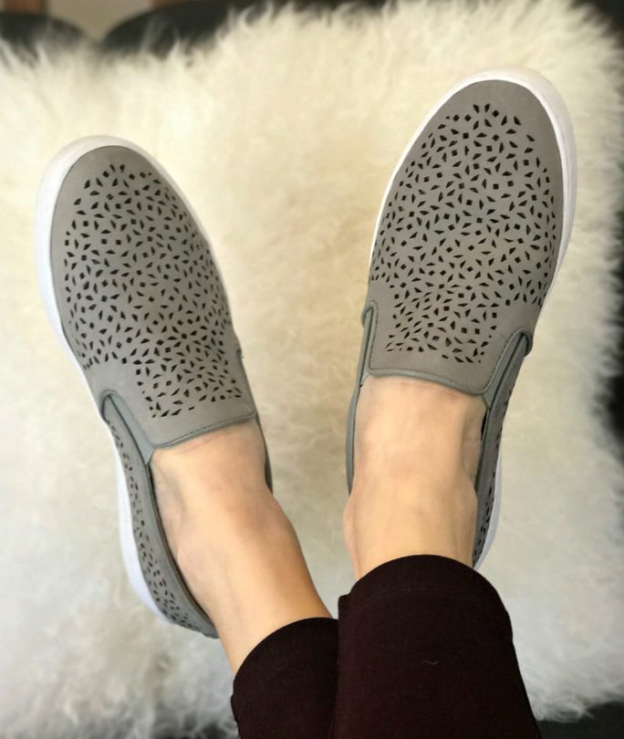 vionic leather slip on sneakers