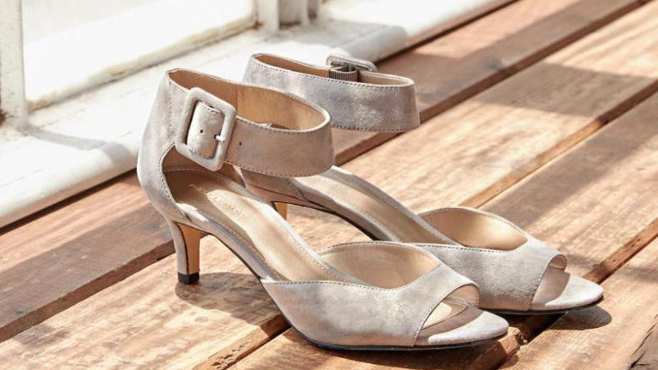 wide width wedding shoes canada