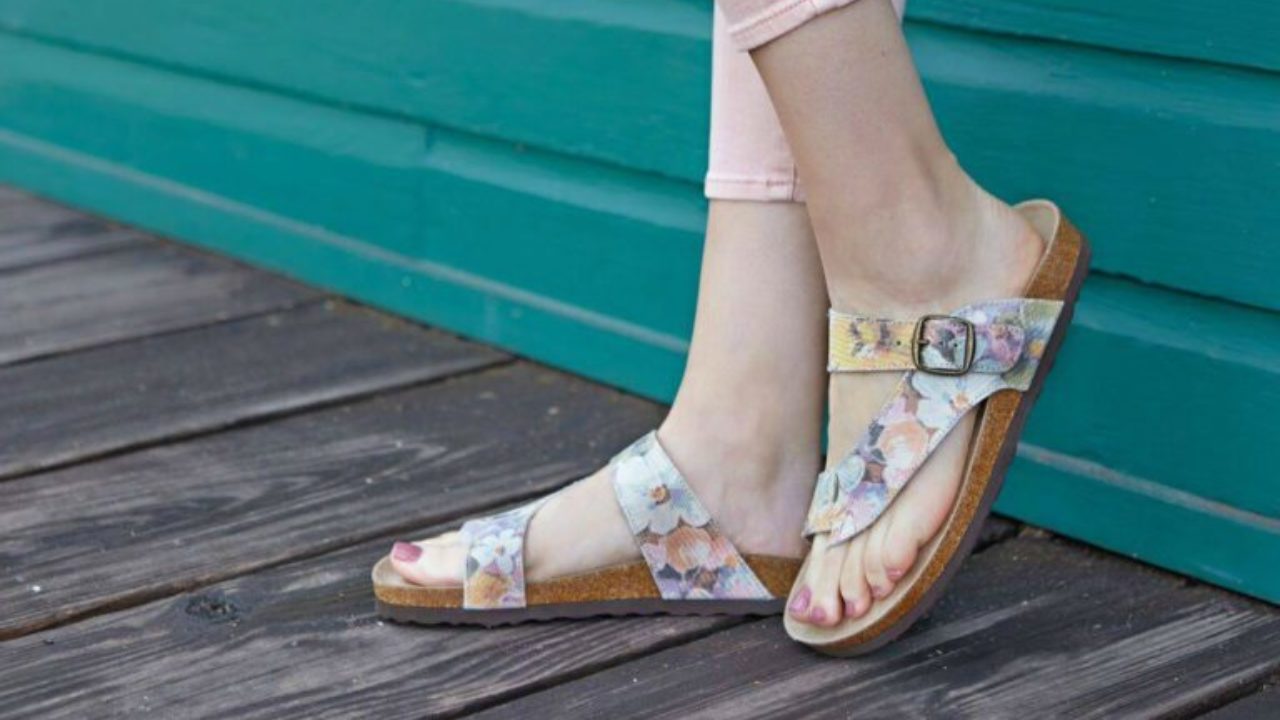similar to birkenstock