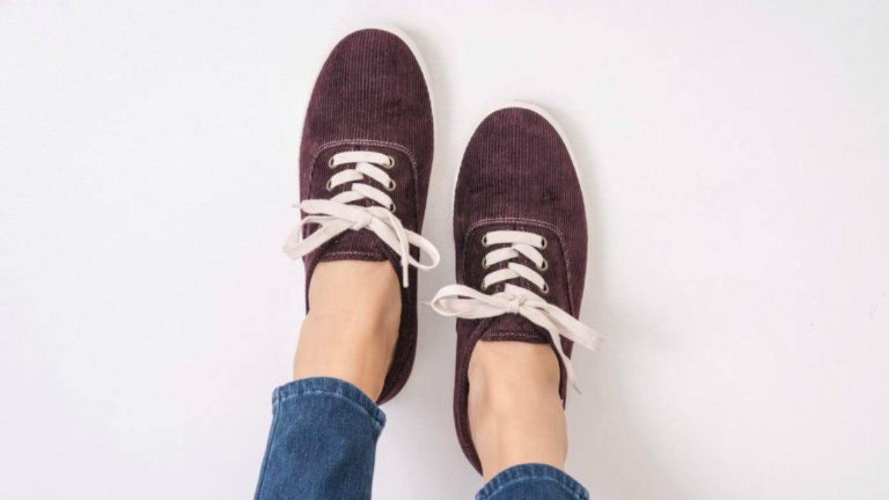 taos wide sneakers