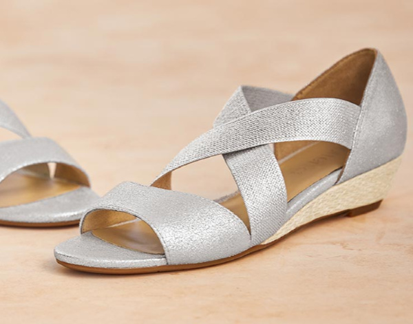 hotter breeze sandals