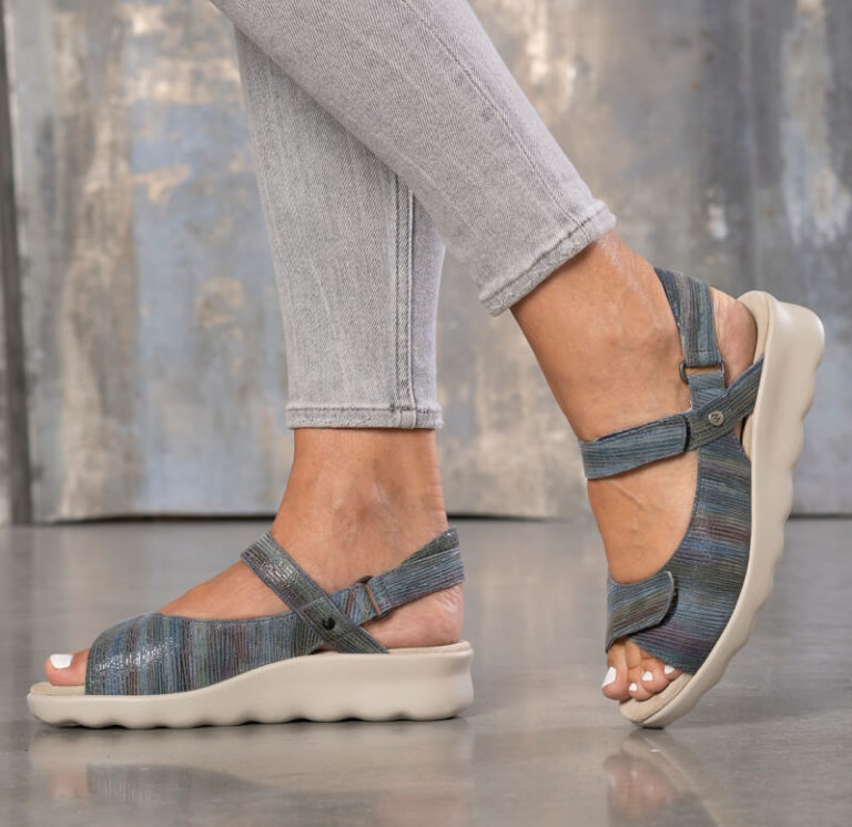 7 Comfortable Travel Shoes and Sandals for a Pain Free Vacation