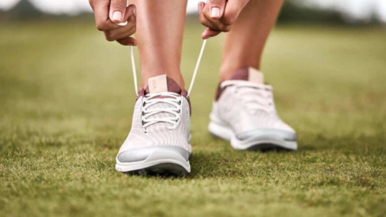 best comfortable golf shoes