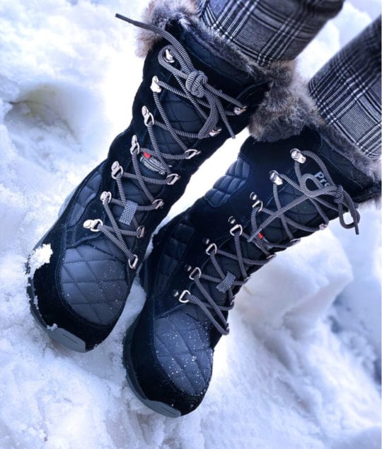 Snow Boots Surround Feet in Comfort 