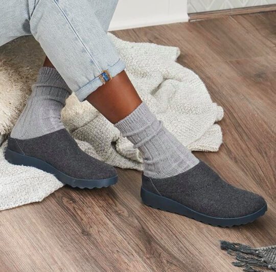 9 Best Comfortable Slippers for Women 17 comfortable slippers - dansko lucie