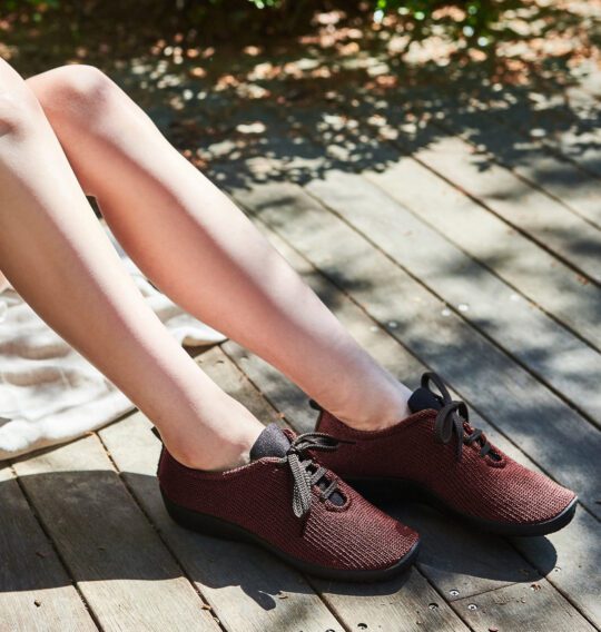 shoes for hammertoes -arcopedico ls