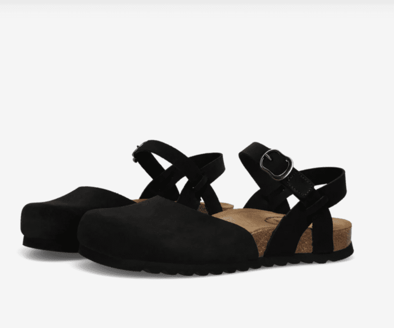 Barking Dog Shoes reviews and recommends the best footwear for people with various foot issues (as well as for women with average feet for whom comfort is a high priority).