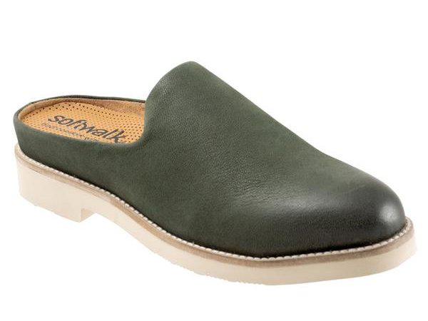 comfortable mules for wide feet