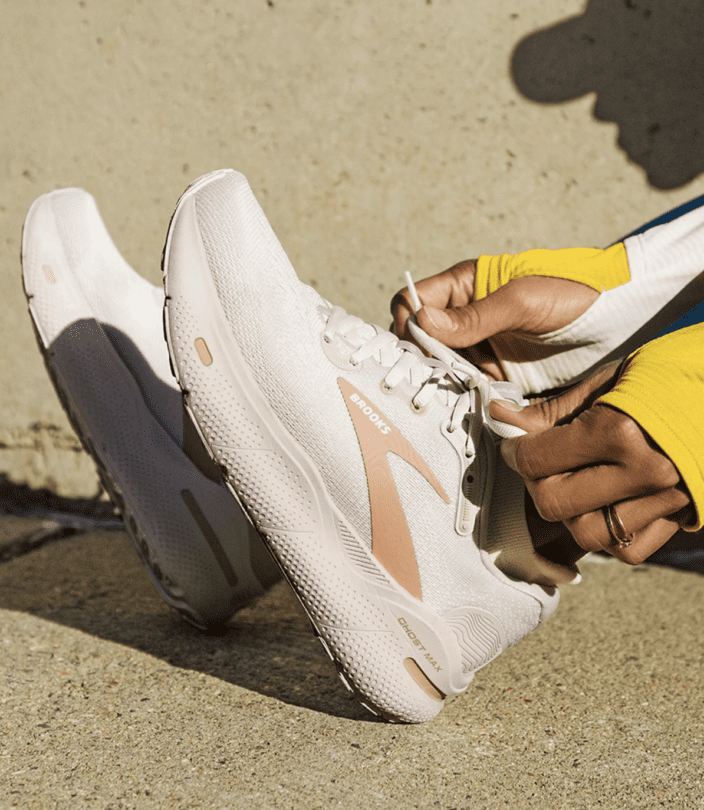 Hallux Rigidus Shoes (and Hallux Limitus) 5 Solid Options