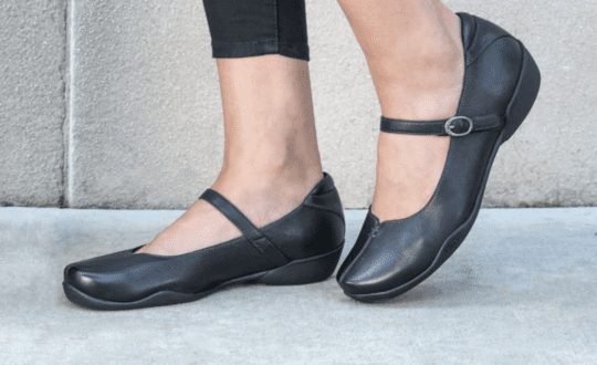 7 Narrow Heel Wide Forefoot Shoes for Combination Feet