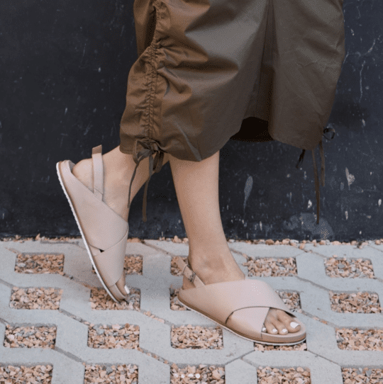 sandals to conceal bunions