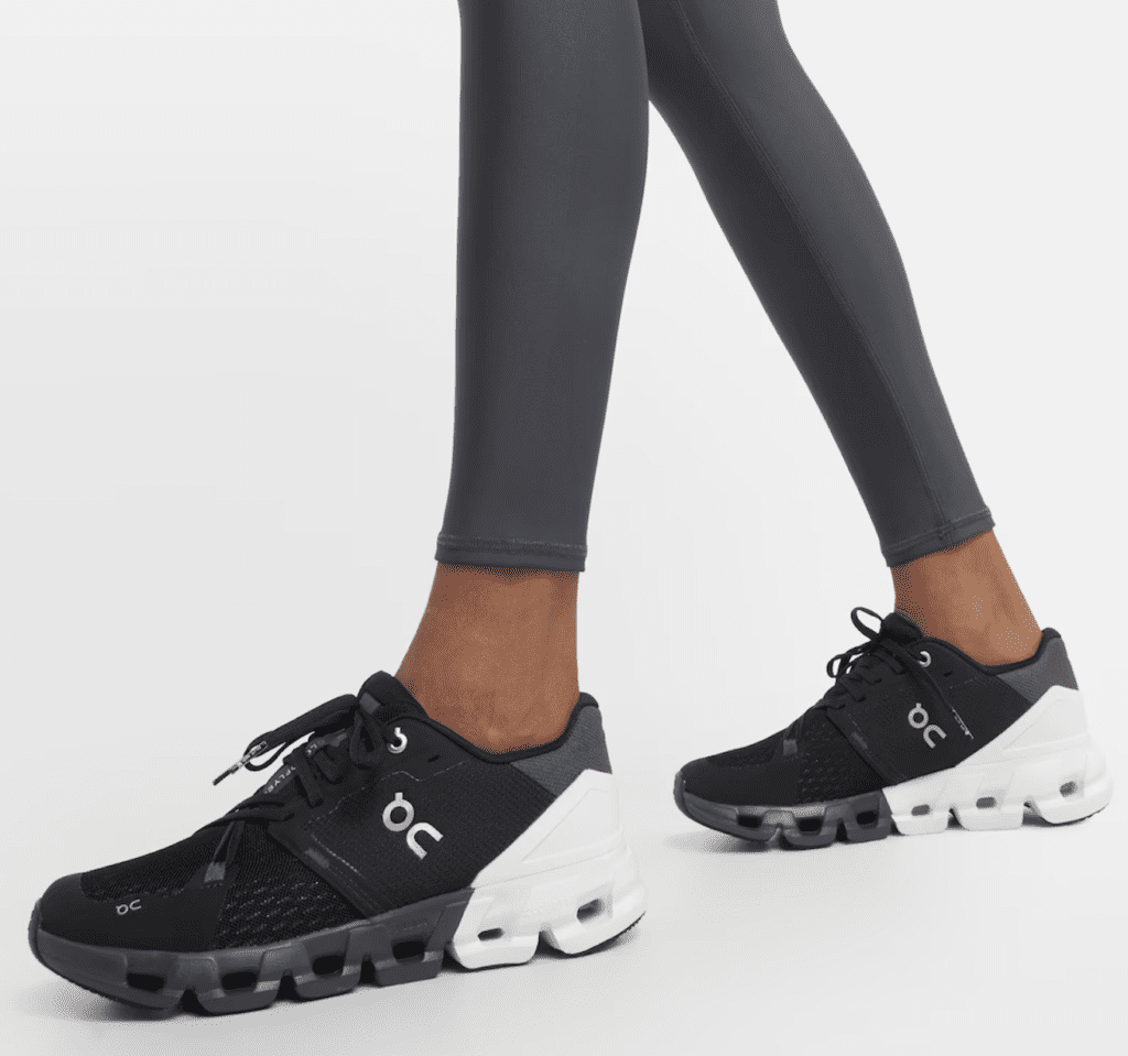 Barking Dog Shoes reviews and recommends the best footwear for people with various foot issues (as well as for women with average feet for whom comfort is a high priority).