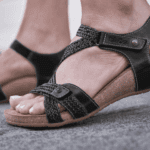 Barking Dog Shoes reviews and recommends the best footwear for people with various foot issues (as well as for women with average feet for whom comfort is a high priority).