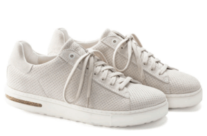 Barking Dog Shoes reviews and recommends the best footwear for people with various foot issues (as well as for women with average feet for whom comfort is a high priority).