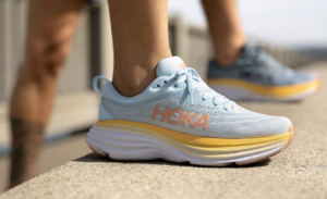 Barking Dog Shoes reviews and recommends the best footwear for people with various foot issues (as well as for women with average feet for whom comfort is a high priority).