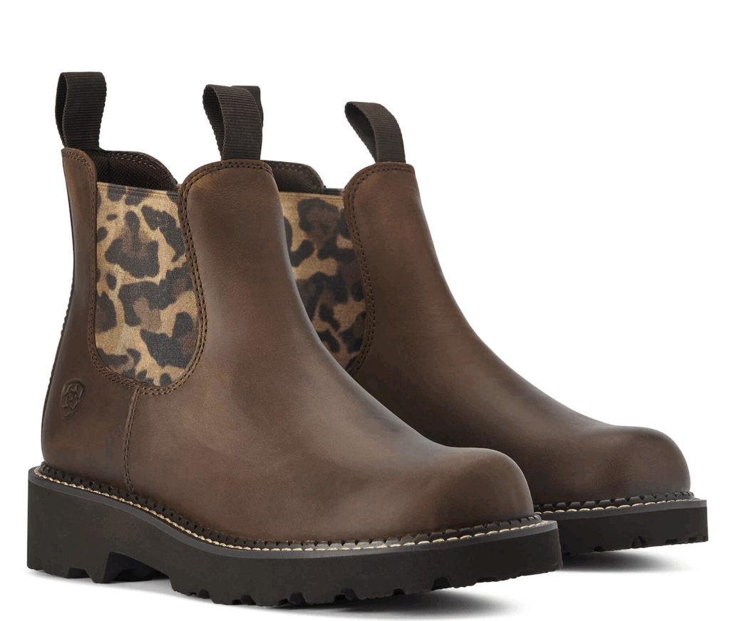 Barking Dog Shoes reviews and recommends the best footwear for people with various foot issues (as well as for women with average feet for whom comfort is a high priority).