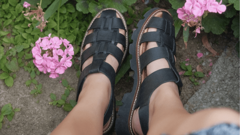 7 Comfortable Fisherman Sandals for Spring 2025