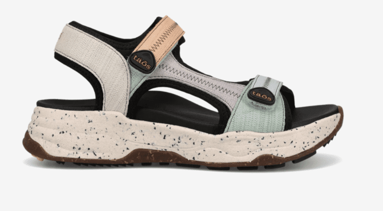 Barking Dog Shoes reviews and recommends the best footwear for people with various foot issues (as well as for women with average feet for whom comfort is a high priority).