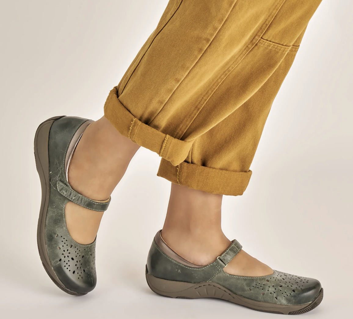 comfortable mary jane shoes